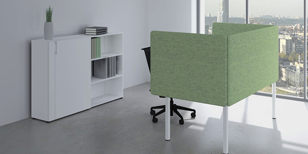 DESK 760 acoustic desk screens in Pact green Camira Synergy fabric.