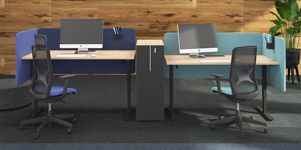 DESK 760 acoustic desk screens are ideal for those who need a partial acoustic shield from the most distracting sources of noise.