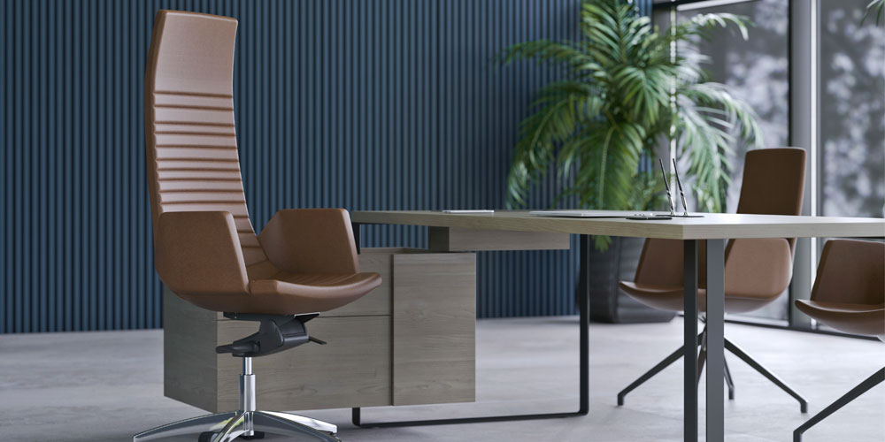 North Cape executive task chair in brown leather with Plana executive desk