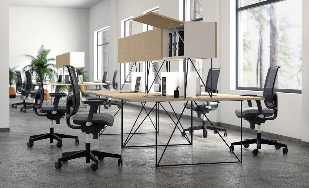 AIR desks with floating cabinets and Plexiglas® desktop screens combine to create an amazing multifunction workspace.