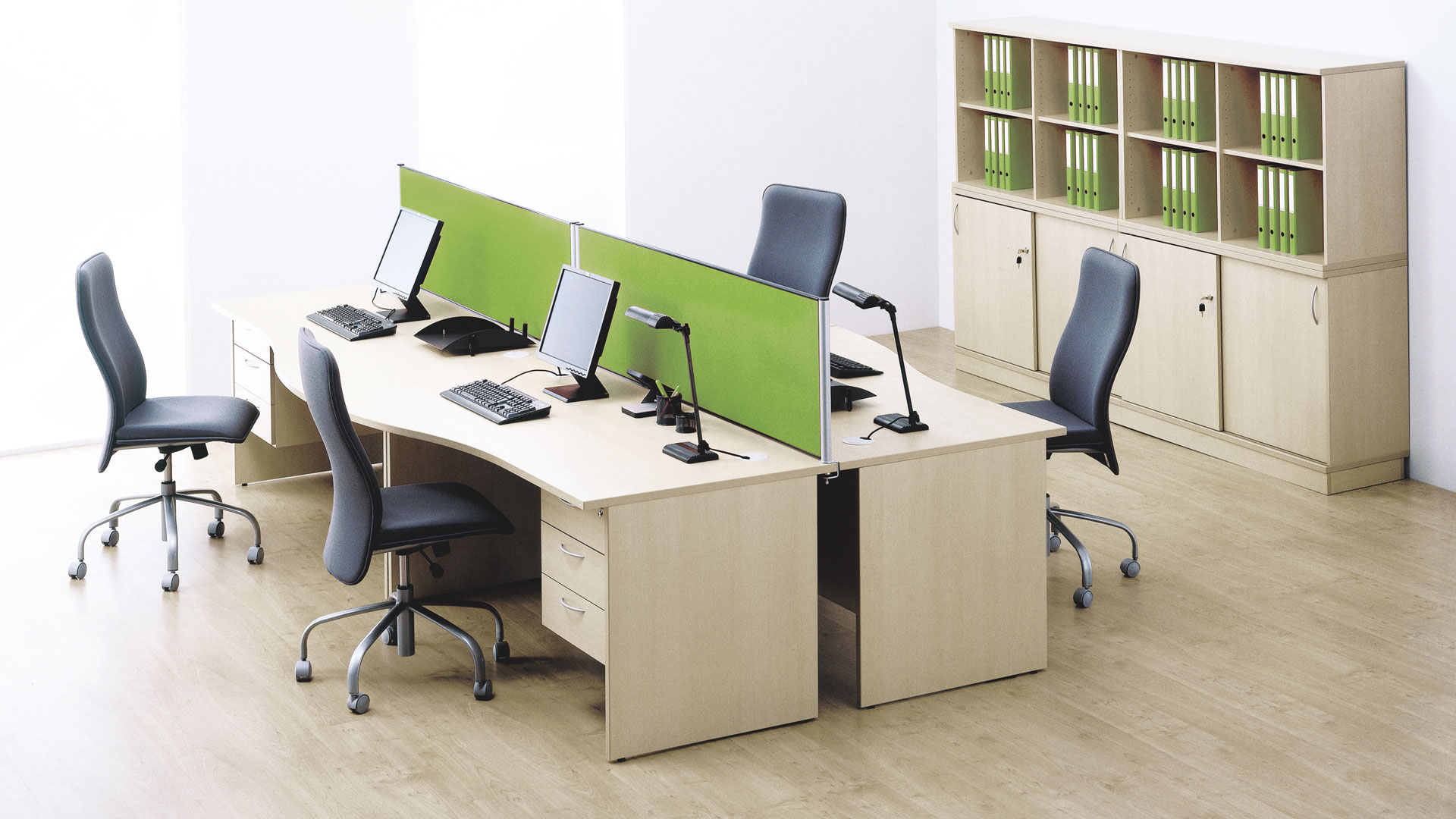 Optima Plus panel end desks with fabric divider screens