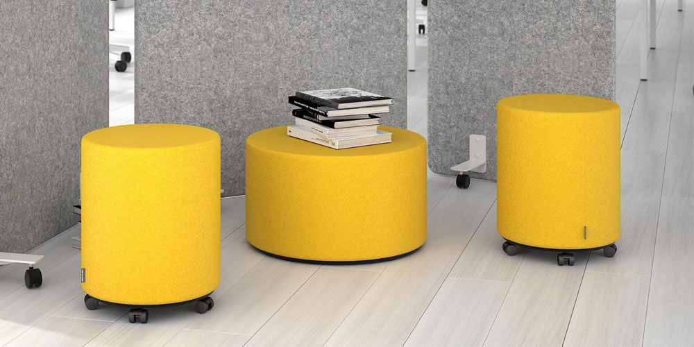 Giro poufs are available in four sizes